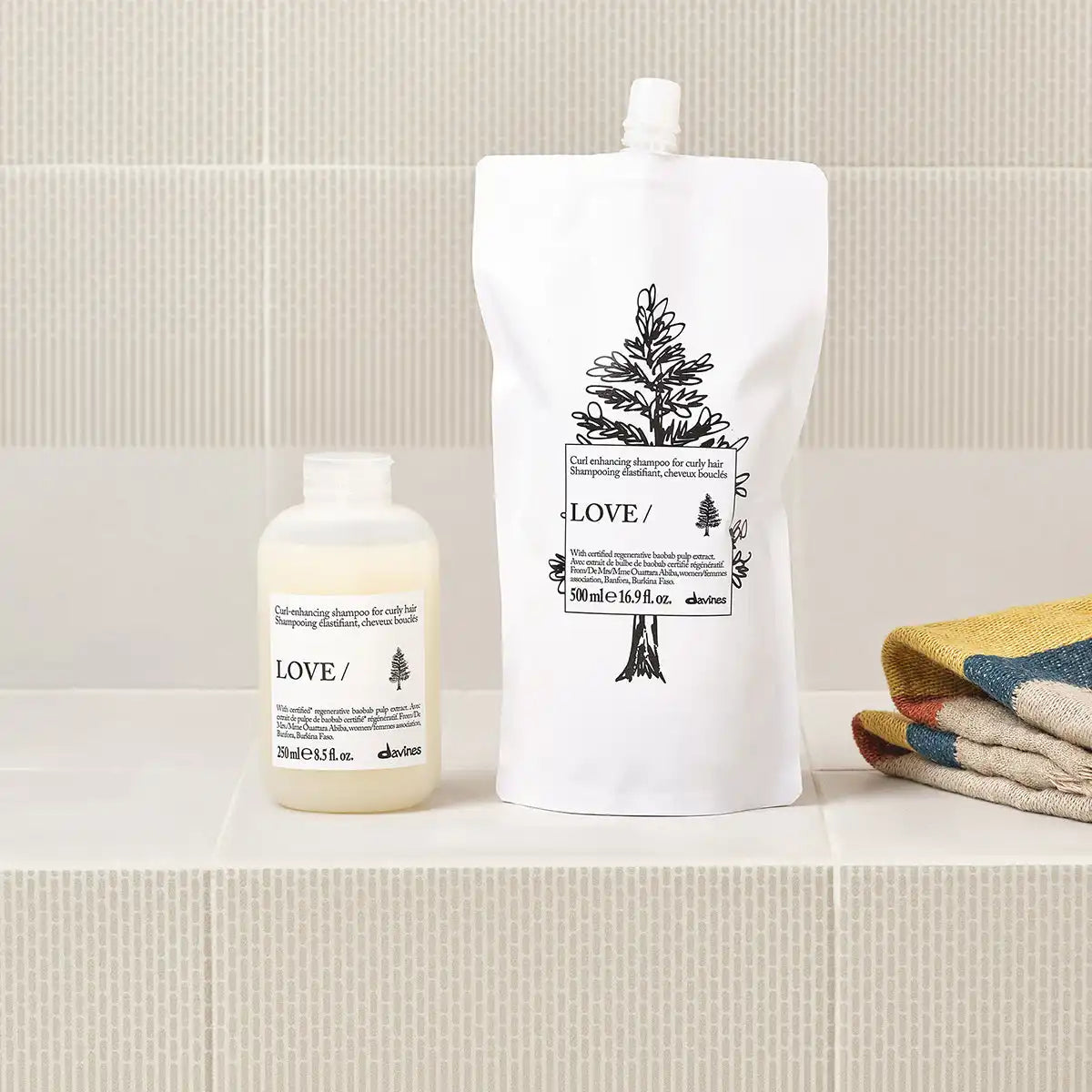 LOVE CURL Shampoo Refill Secondary image